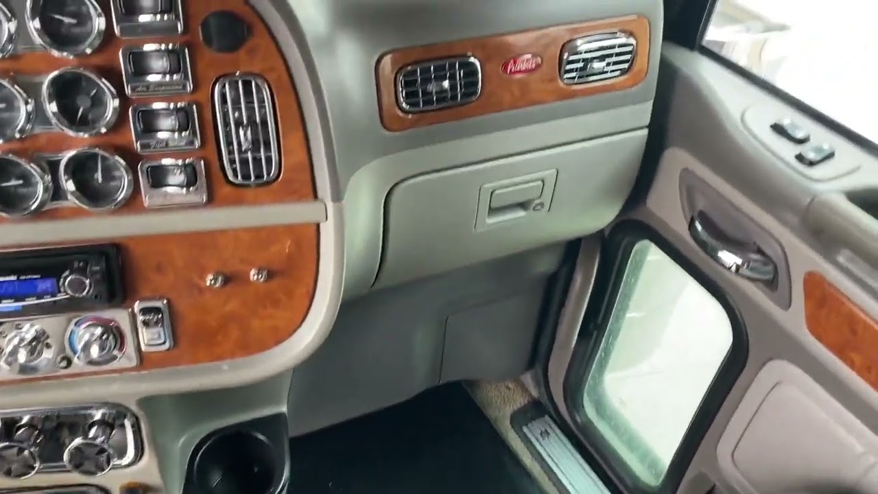 2006 PETERBILT 379EXHD For Sale