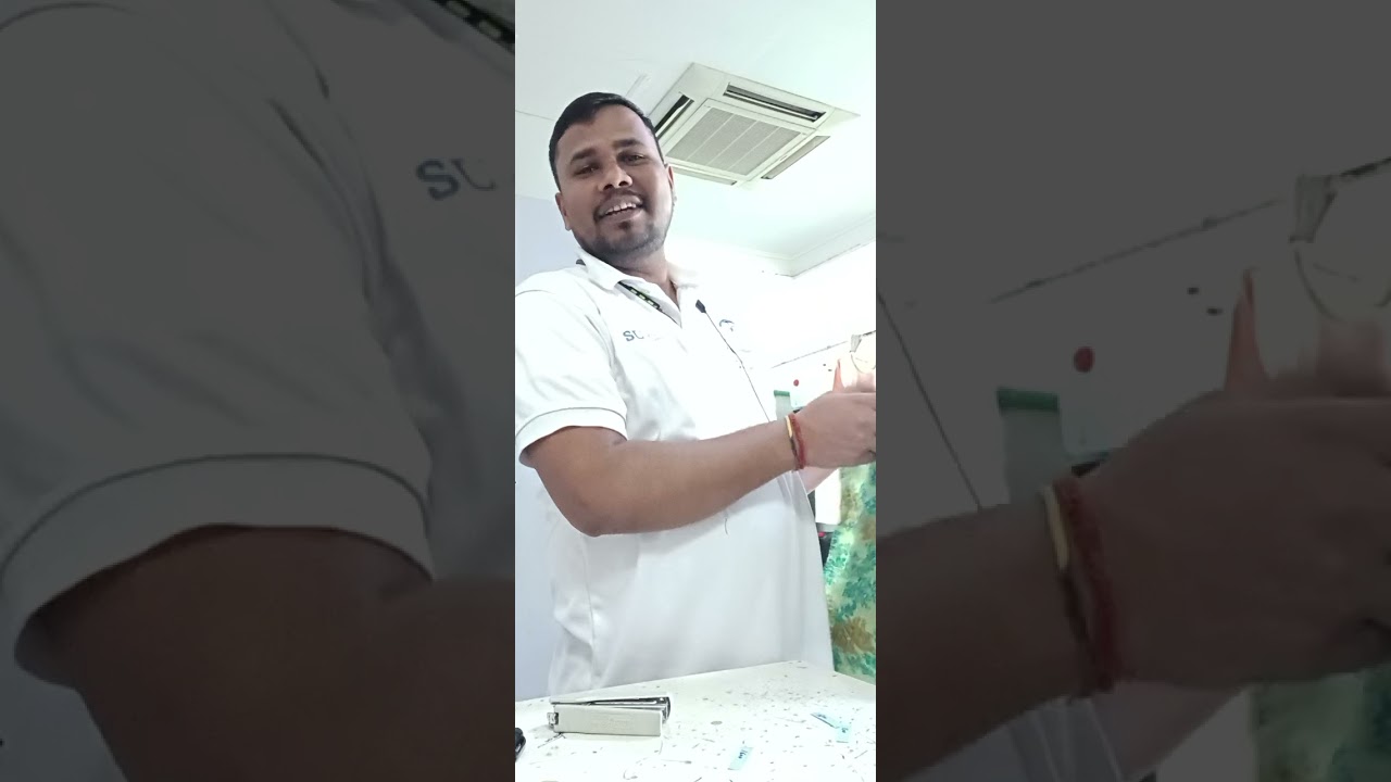 कपड़ों में tagging करते hue