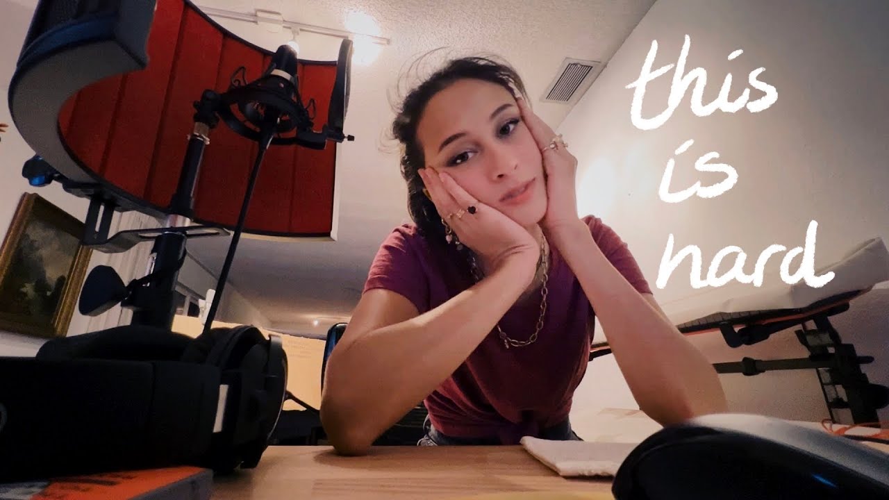 living in two countries: pack & travel with me