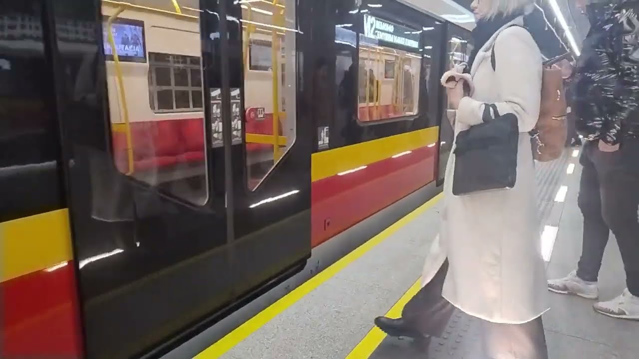 Metro Warszawa | Stacja Bródno | 20.11.2025