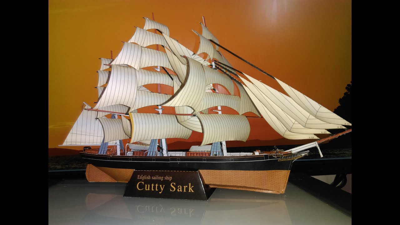 Paper Craft - English sailing ship Cutty Sark. Timelapse