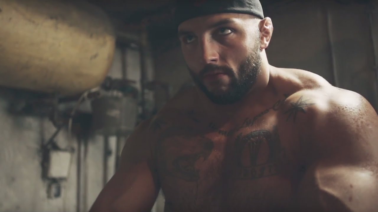 Bonson - Młody B&oacute;g (prod. Got Barss) / Znany i Lubiany / VIDEO