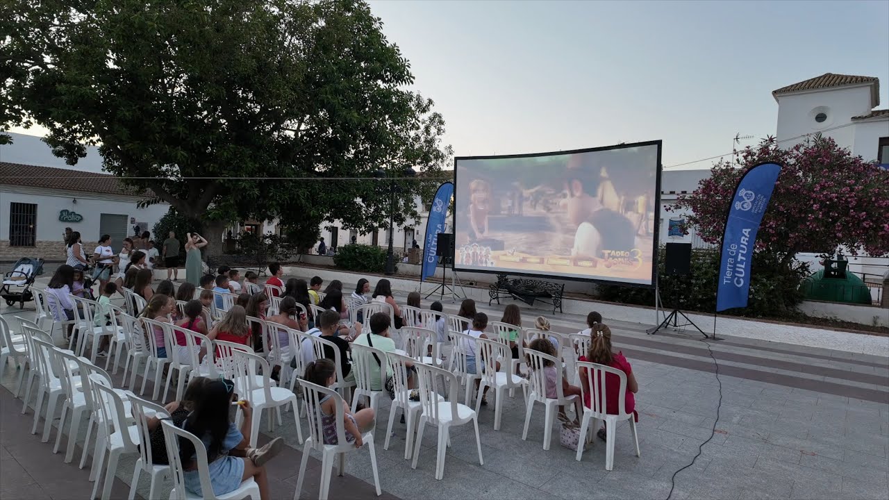 Cine en el Pueblo verano 2025