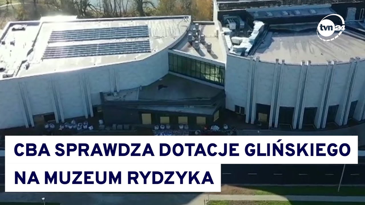 CBA w fundacji księdza Rydzyka. W tle były wicepremier Gliński i dotacje na muzeum @TVN24