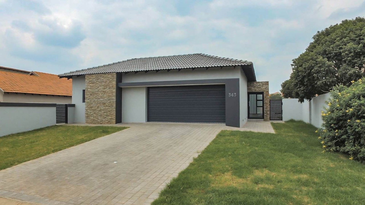 3 Bedroom House for sale in Gauteng | Pretoria | Pretoria East South | The Meadows |
