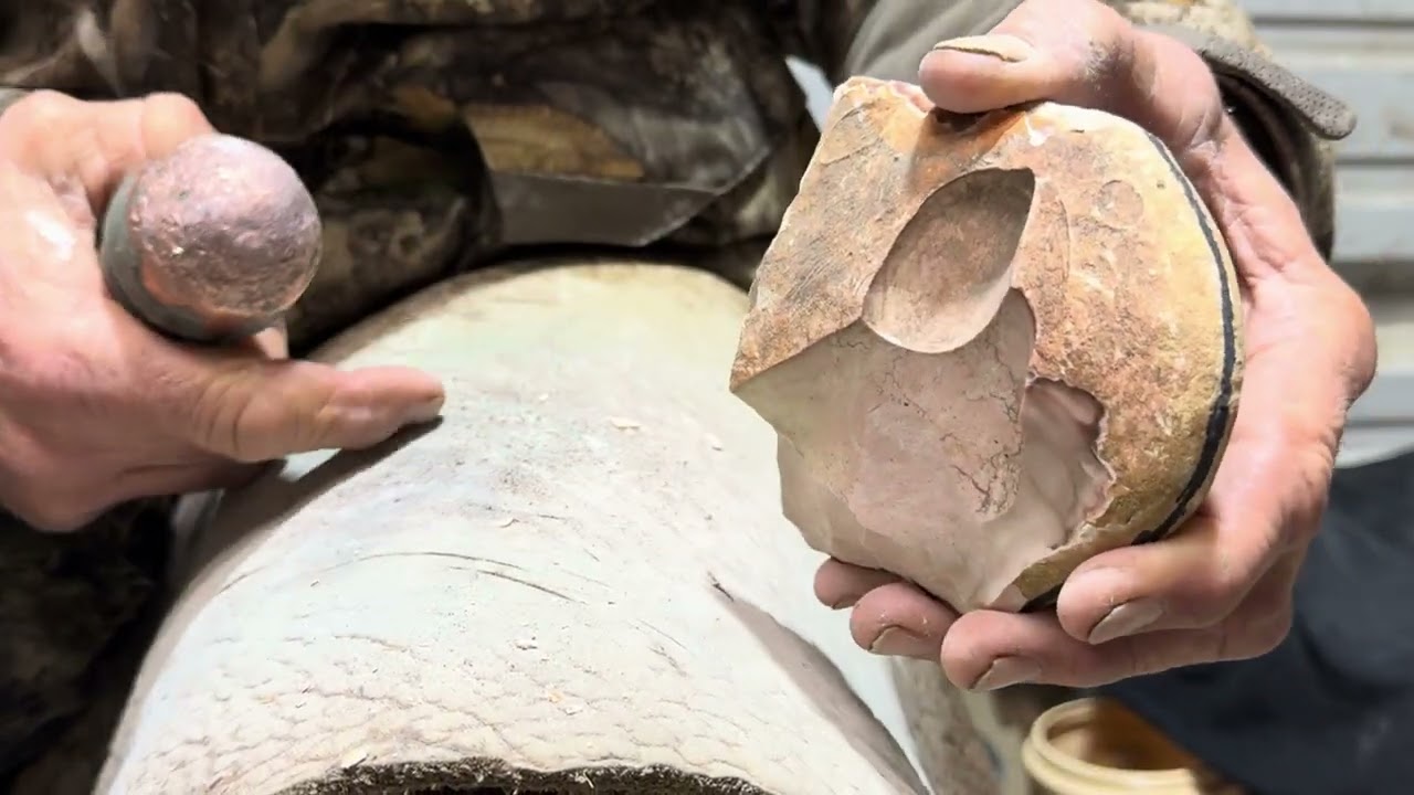 Flint knapping, I can show ya! Direct percussion angles