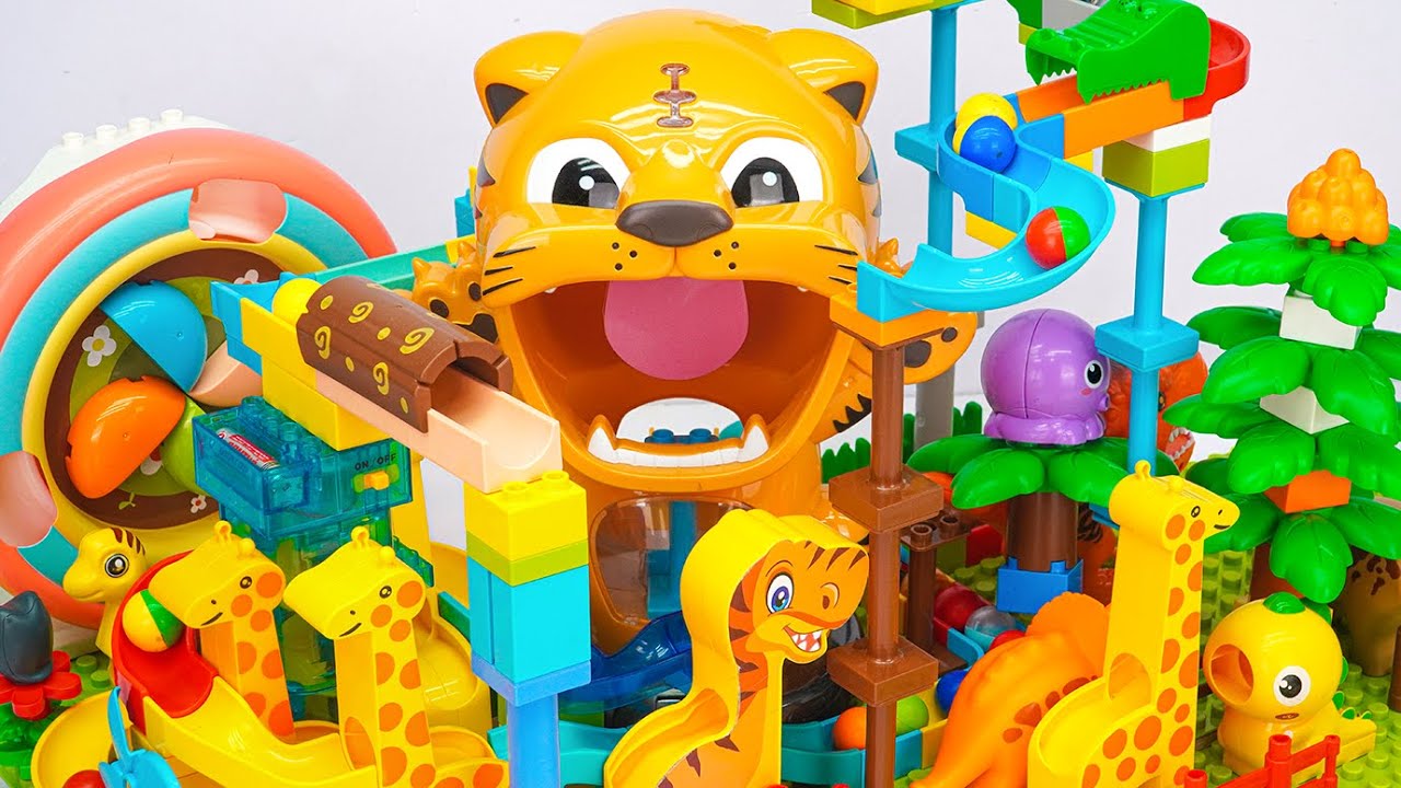 Satisfying Building Blocks Marble Run I love dinosaurs ! A block coaster full of amazing features