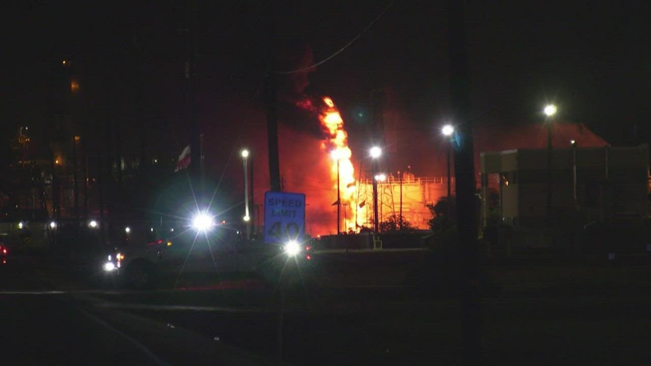 Emergency crews respond to fire at Oxy Vinyls plant in La Porte