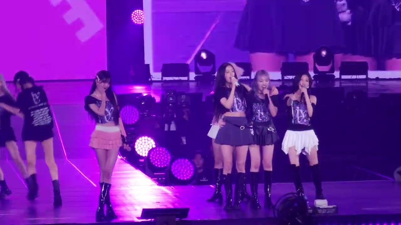 240302 IVE THE 1ST WORLD TOUR 'SHOW WHAT I HAVE' IN TAIPEI - NOT YOUR GIRL fancam
