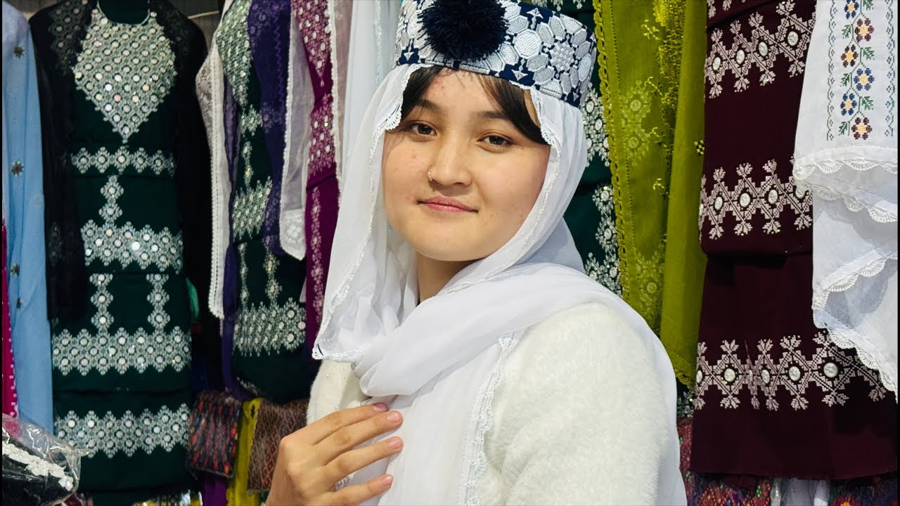Marzia alee مرضیہ علی is liveخوش امدین د لایف من در هوای سرد برفی