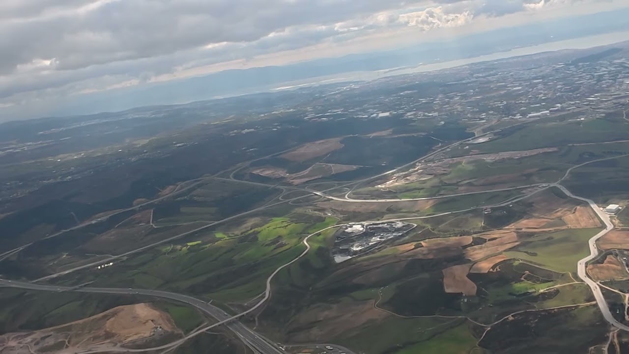 Ajet B737 TC-JGT take off Istanbul Sabiha Gökcen