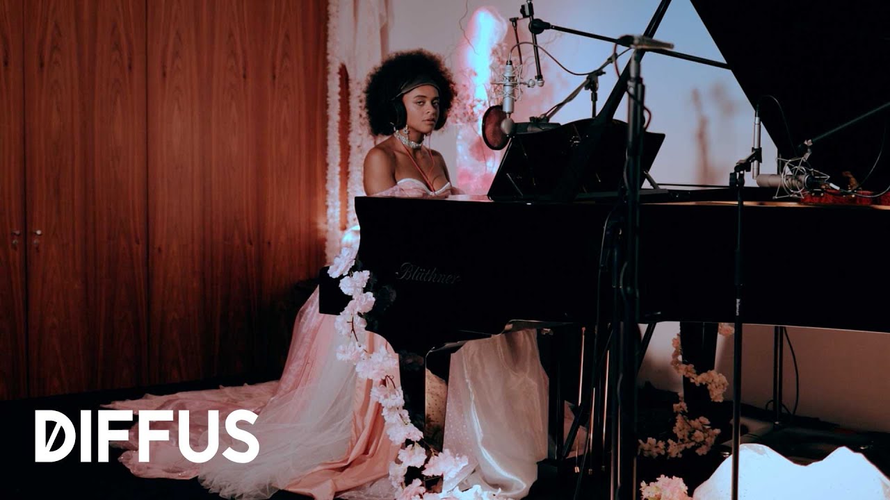 Yetundey - April April (Live Session) | DIFFUS