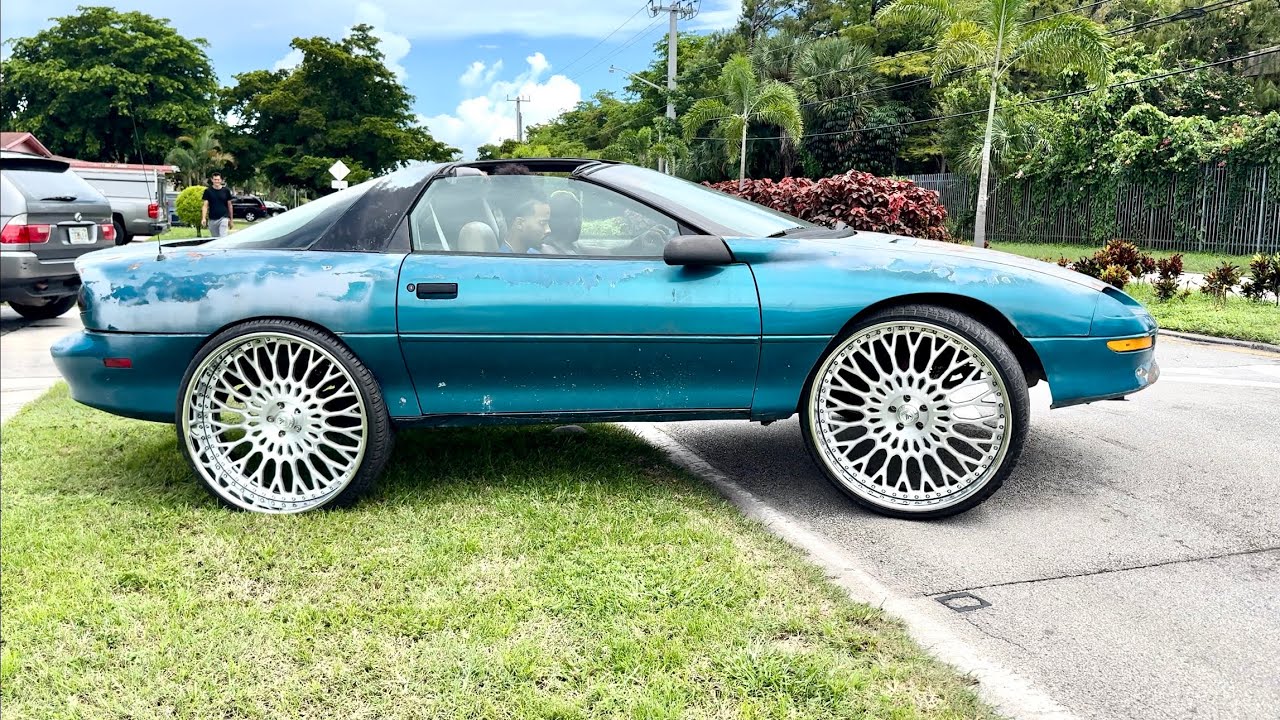 Lifting a 1995 Z28 Camaro on 28's