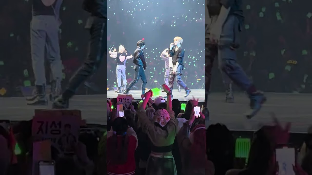 NCT Dream The Dream Show 2, Chicago, IL, April 2023.   Deja Vu