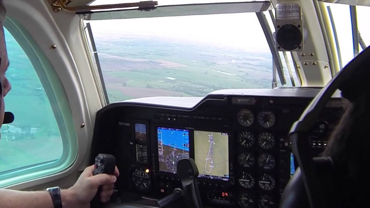 MU-2 Cockpit view Landing