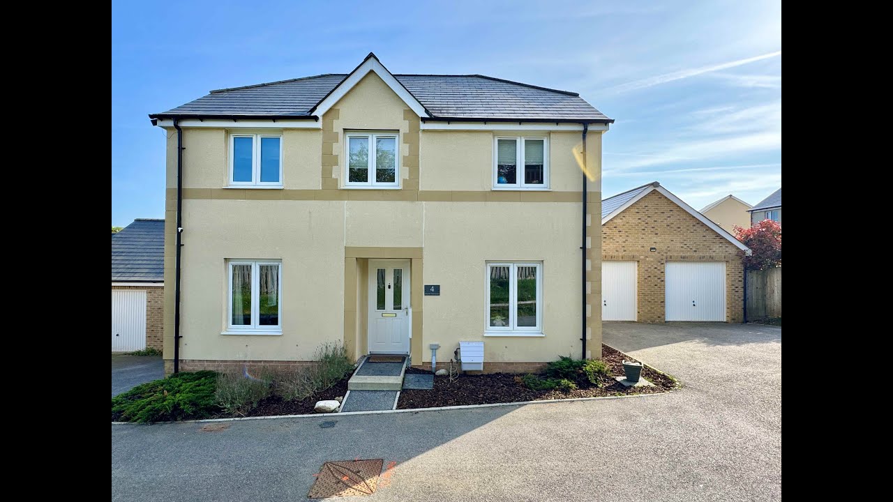 Gwarak Nansavalen, Truro - A smartly presented 4 bedroom detached family house with sunny garden...