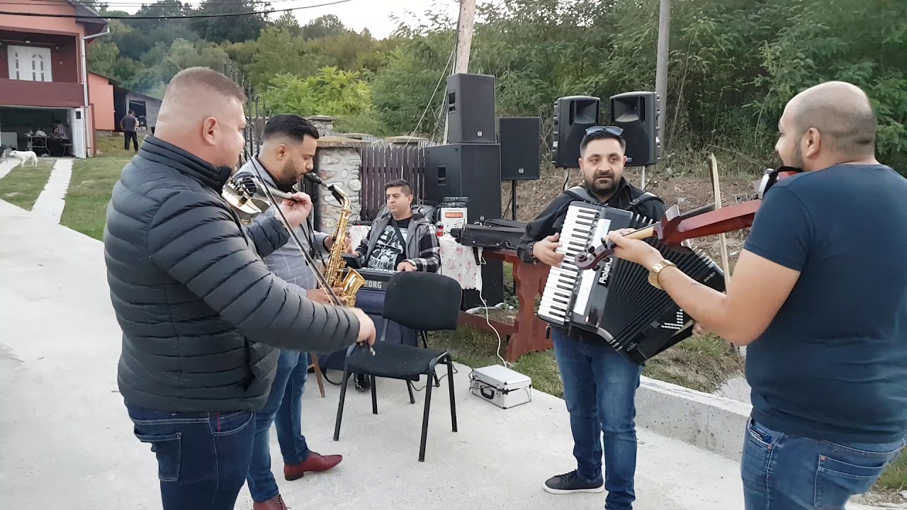 FORMATIA INEGALABILII GORJULUI....LA NUNTA LA LAURENTIU RAP