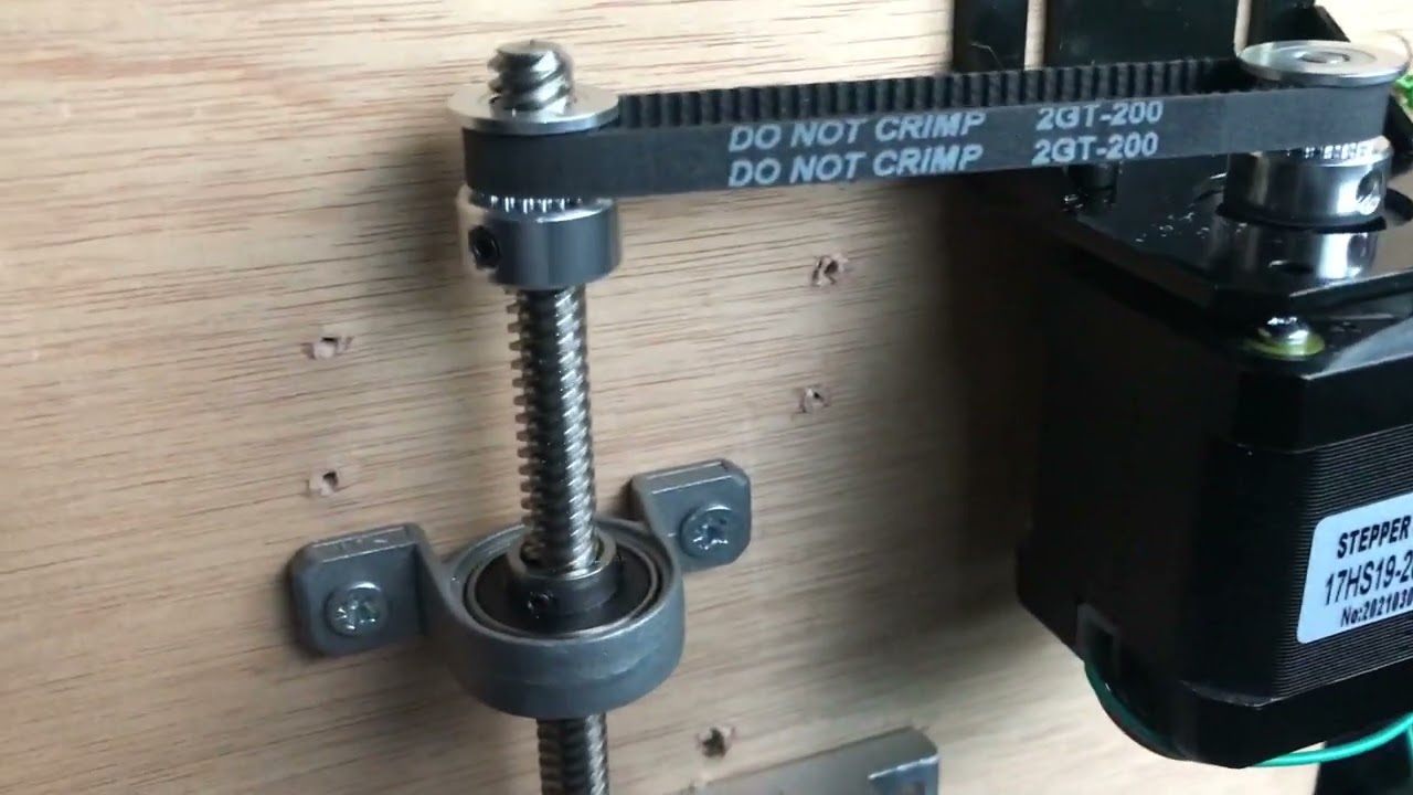 Moteur pas &agrave; pas NEMA17 + Arduino + Accelstepper emporte son 1er passager.
