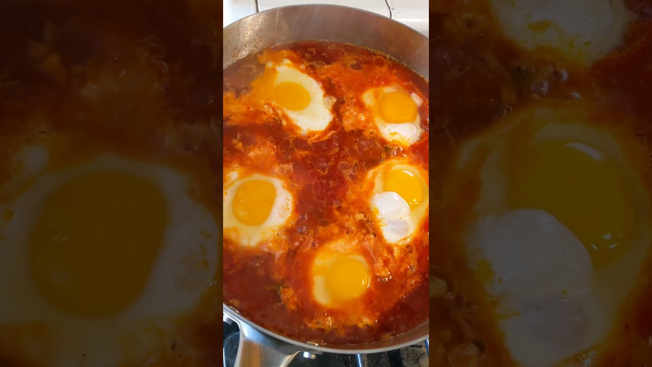 #farmcooking #shakshuka EASY Shakshuka Recipe - Farm Recipe #shakshukarecipe #farmrecipe