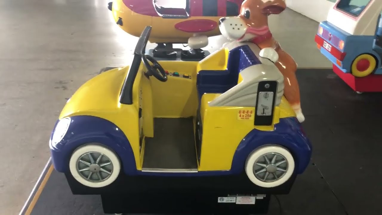 RG Mitchell Bertie's Fun Bug kiddie ride (not in motion) (Yellow and Blue)
