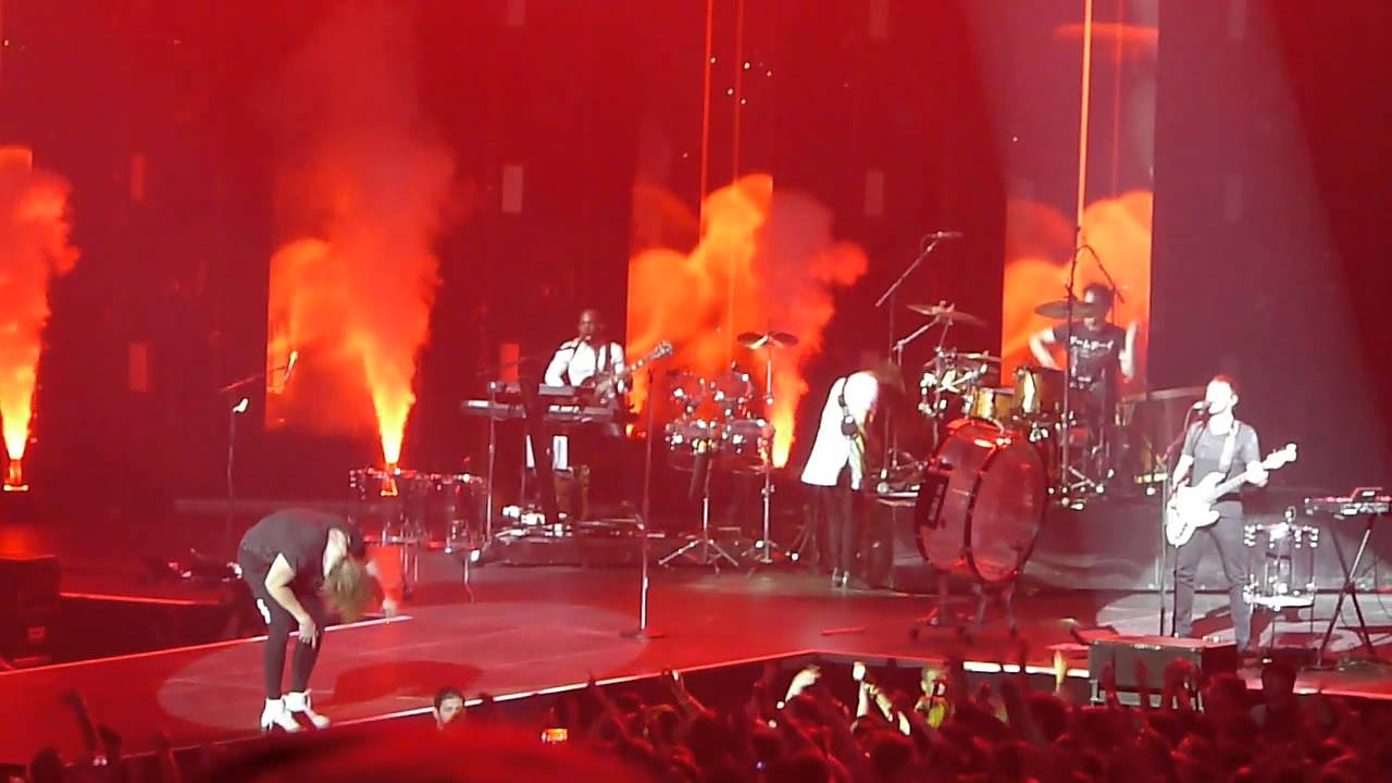 Imagine Dragons - Le Zénith - Radioactive (Live)