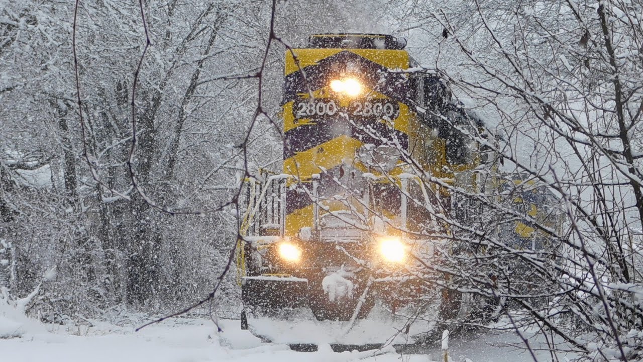 Heavy Hauling in Kennett Square, PA on the East Penn Railroad-March 7, 2018