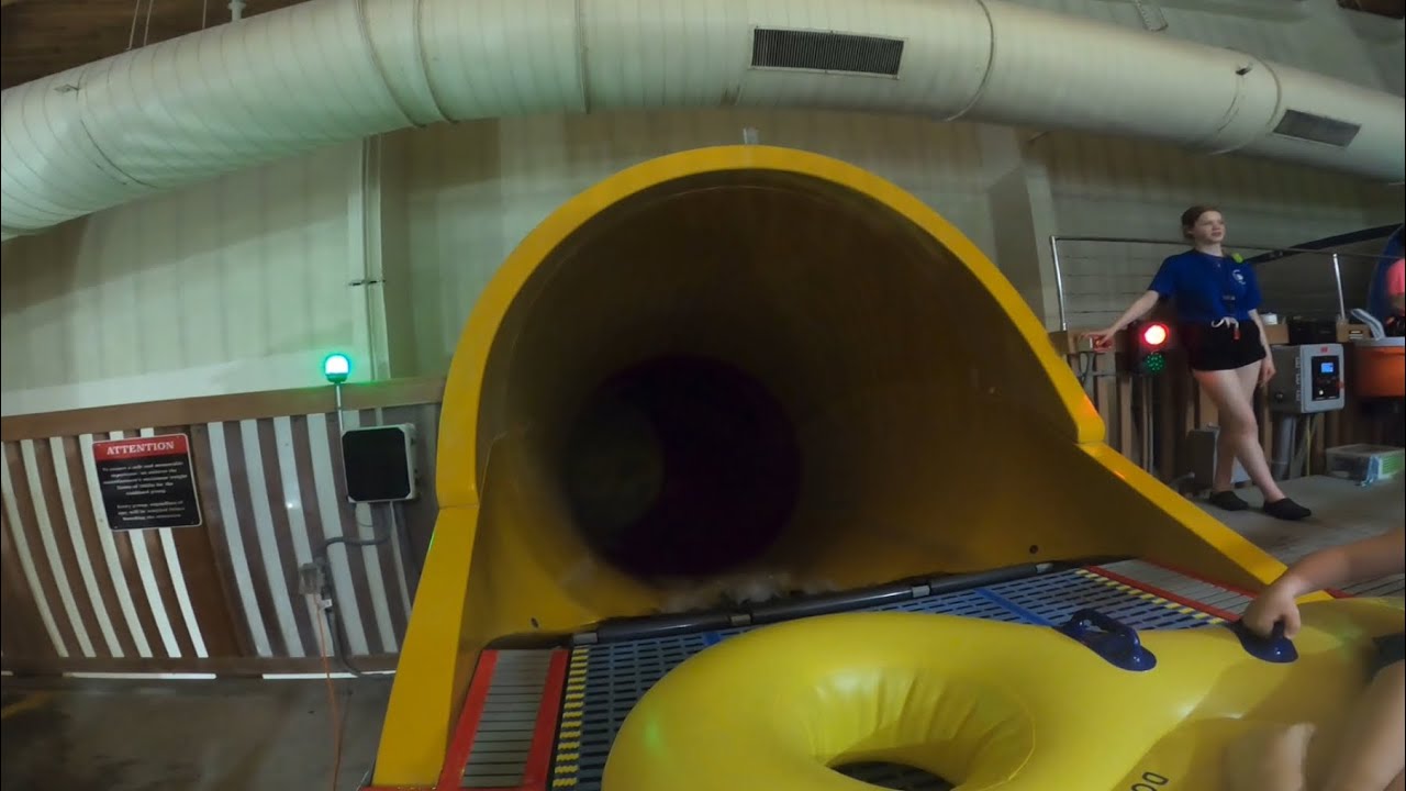 Howlin tornado (NIGHT RIDE) Great Wolf Lodge