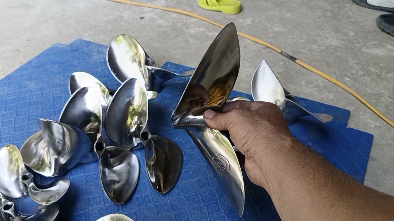 chân vịt Thái Nguyễn nhiều LH 0977903347