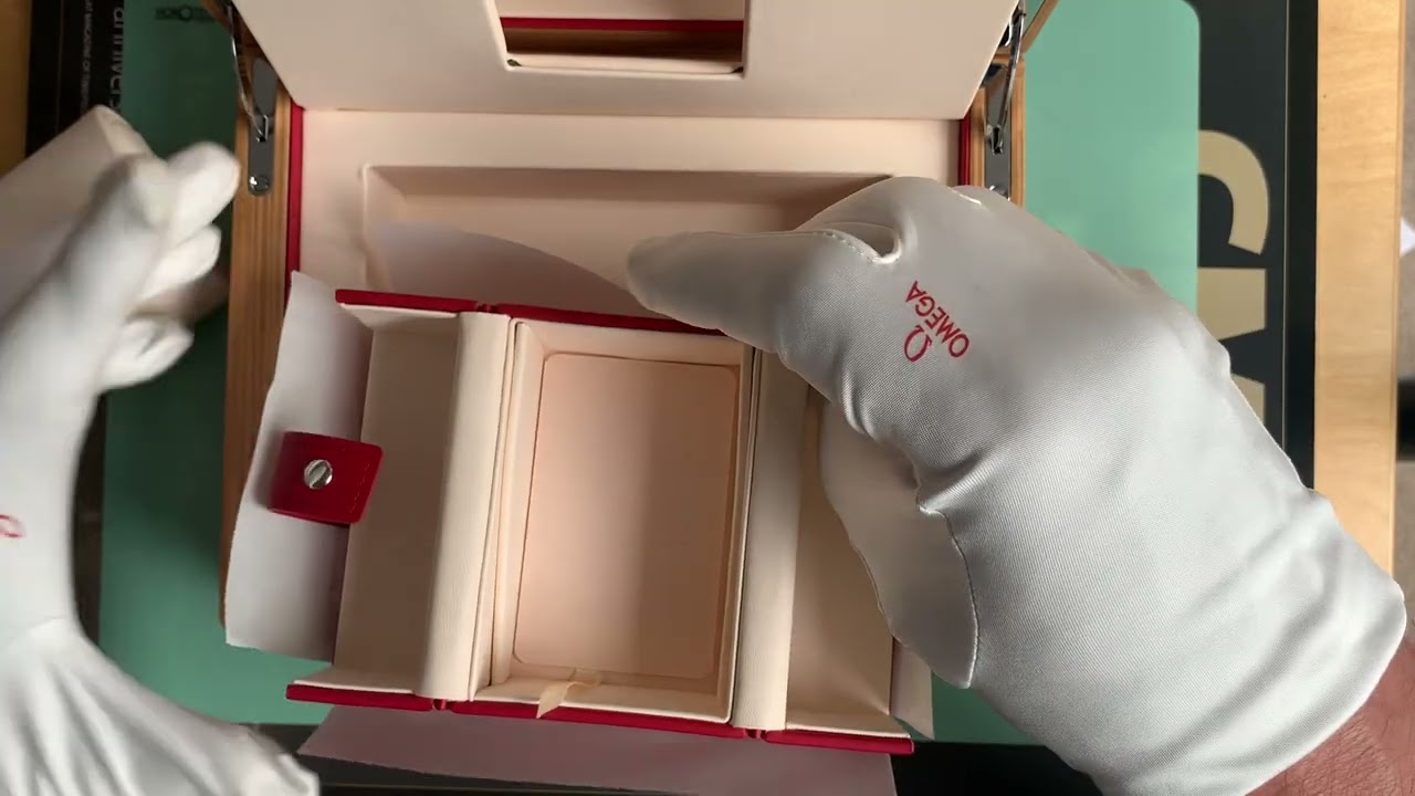Previous & Current Wooden Omega boxes + something more 'Force'ful