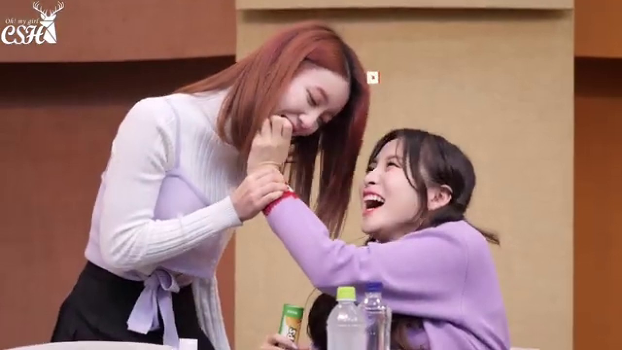 181118 '아린이의 젤리 옴뇸뇸(Feat.비니의 젤리 ㅋㅋ)' 오마이걸 비니 아린 OHMYGIRL BINNIE ARIN 아회아트홀 팬사인회 직캠 Fancam