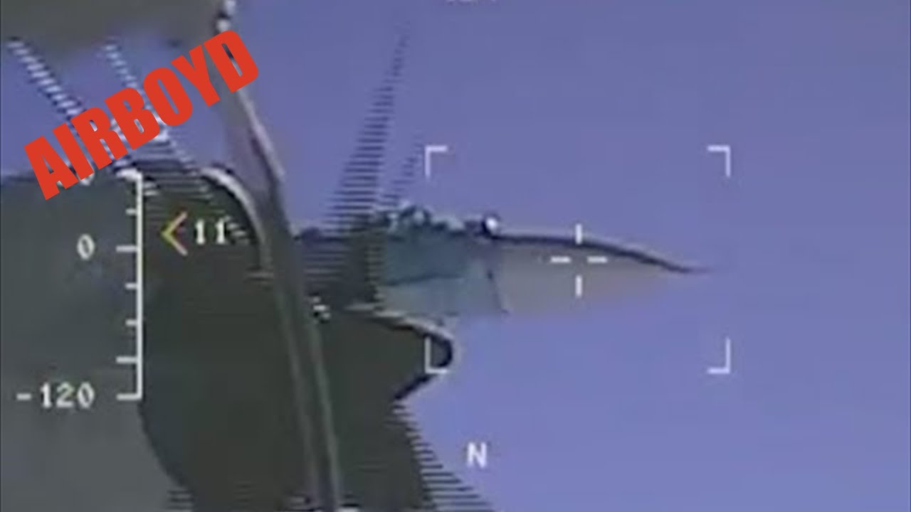 Russian Su-27 Intercepts U.S. Navy EP-3 Aries
