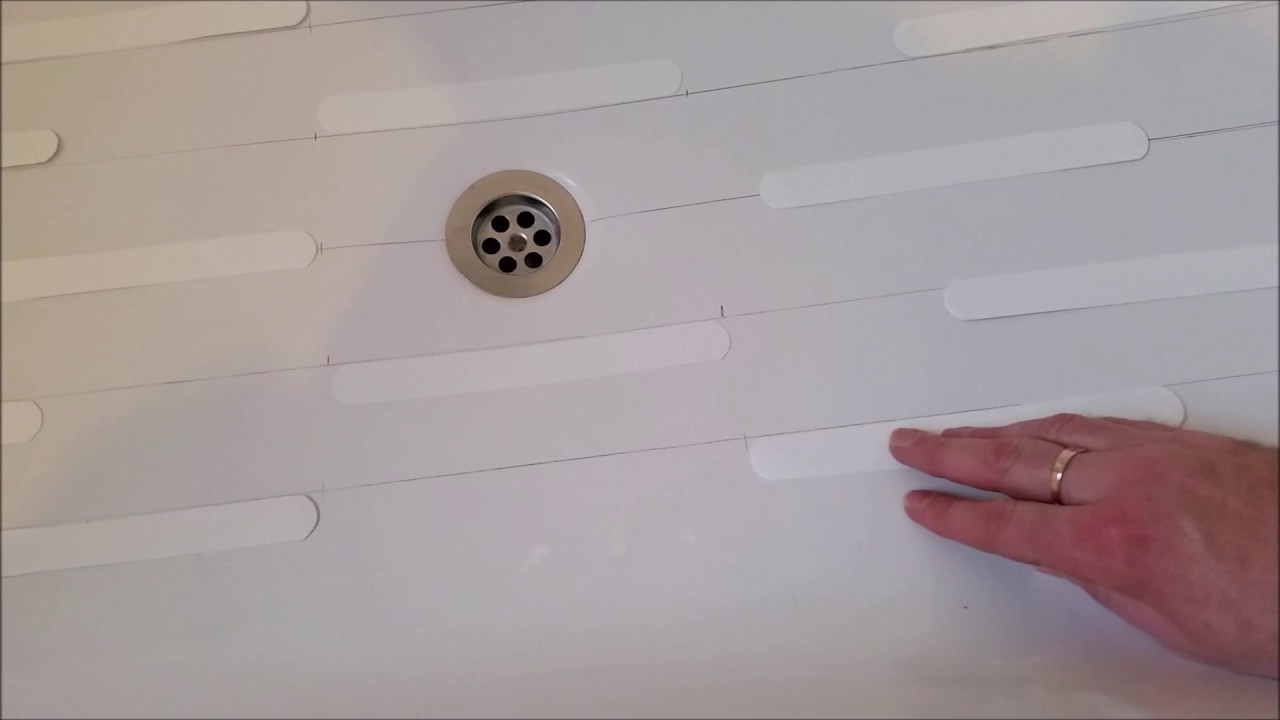 Applying non-slip bath stickers