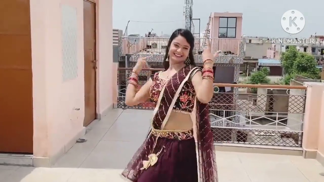 Chatak_matak Video song