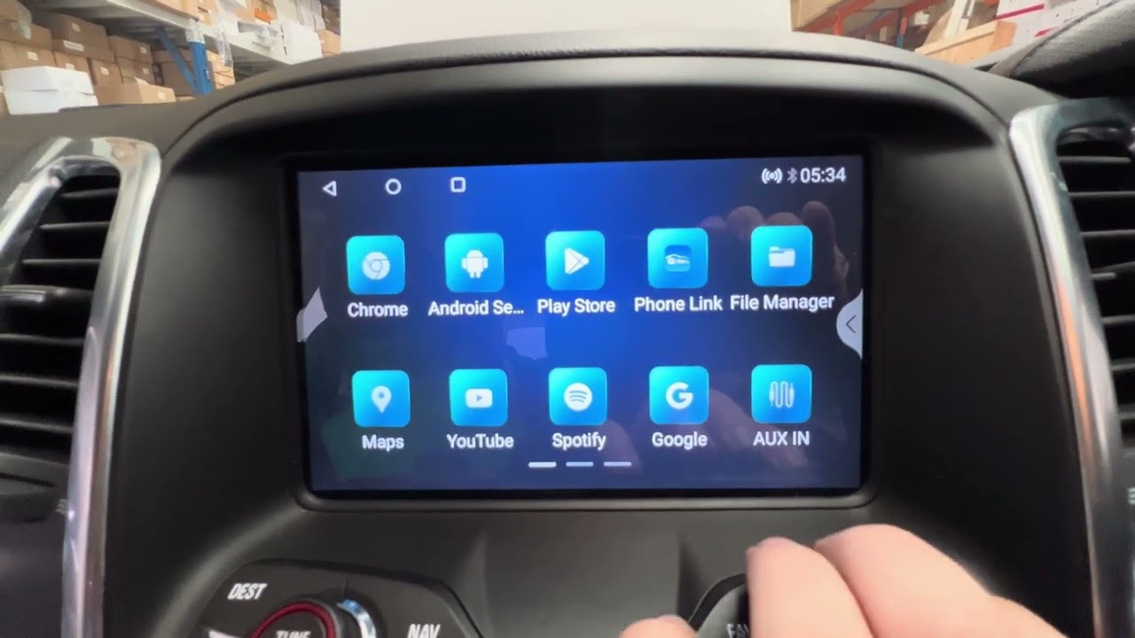 Holden Commodore VF KAYHAN AUDIO V6 Unit and CarPlay for holden commodore VF