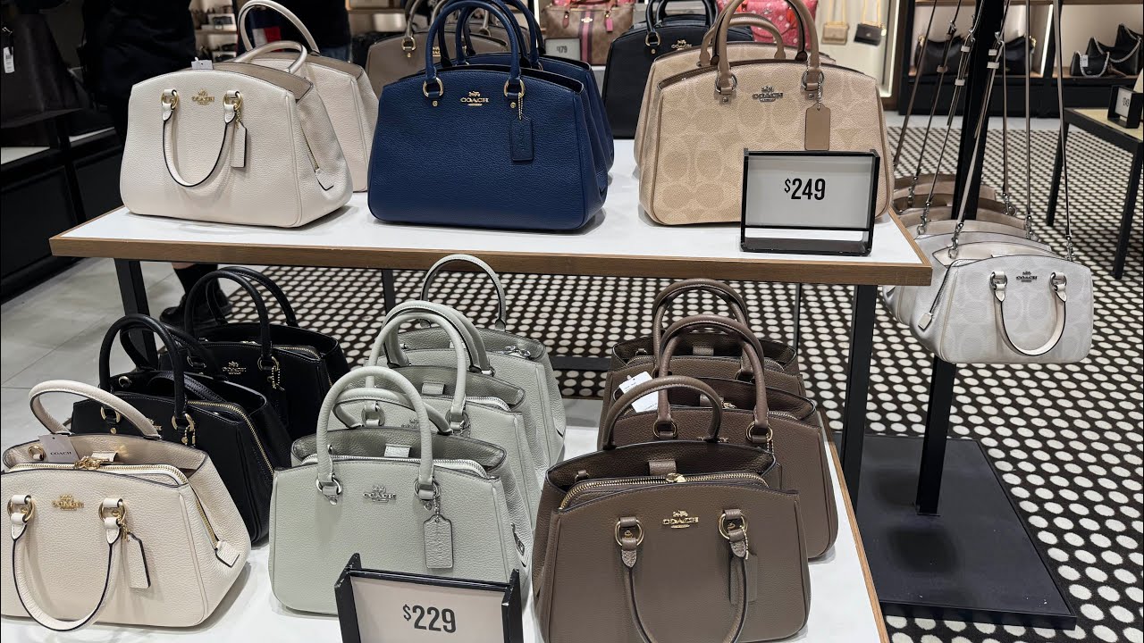 COACH OUTLET 🇨🇦 #sale #shopping #shopwithme 
