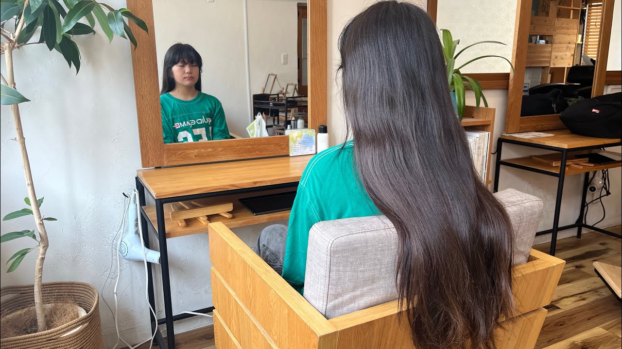 [ヘアドネーション]小学生の女の子がロングヘアをカットして髪の毛を寄付します　#ショート #ヘアドネーション #ばっさりカット