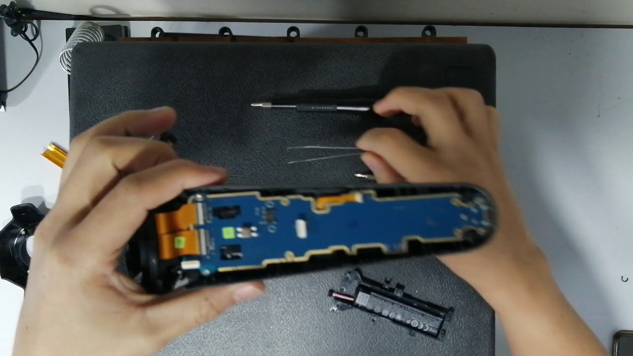 VIVE Controller No power and not cahrging fix.
