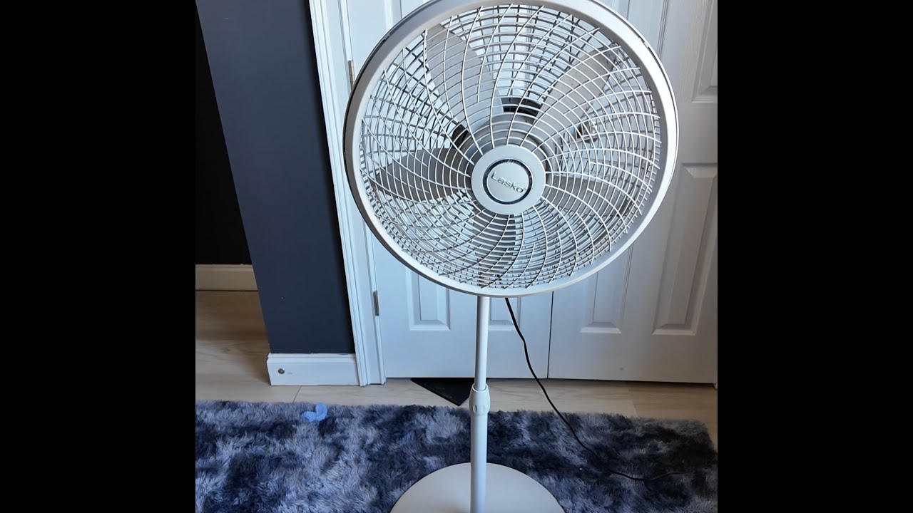 Lasko 2520 Oscillating Stand Fan - Stands the Test of Time!