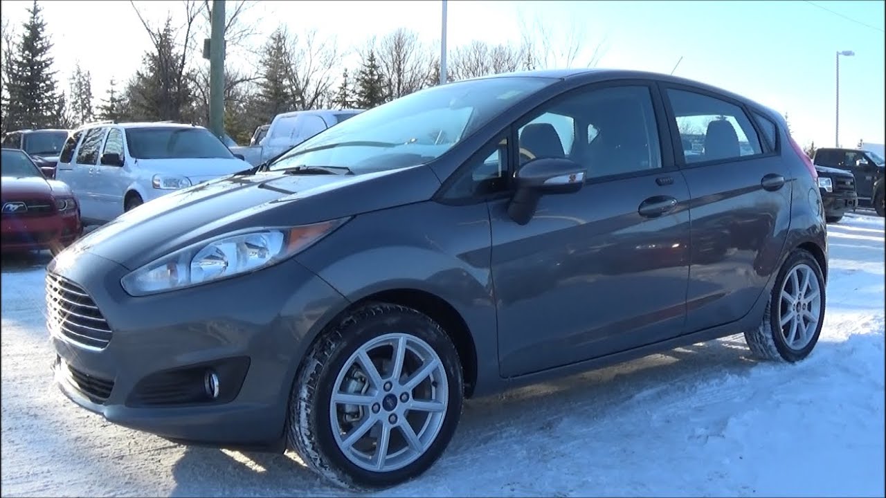 2014 Ford Fiesta SE HatchBack Review, Start up and Walkaround