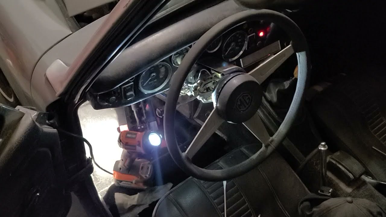 how to fix MG Midget horn that sounds when turning