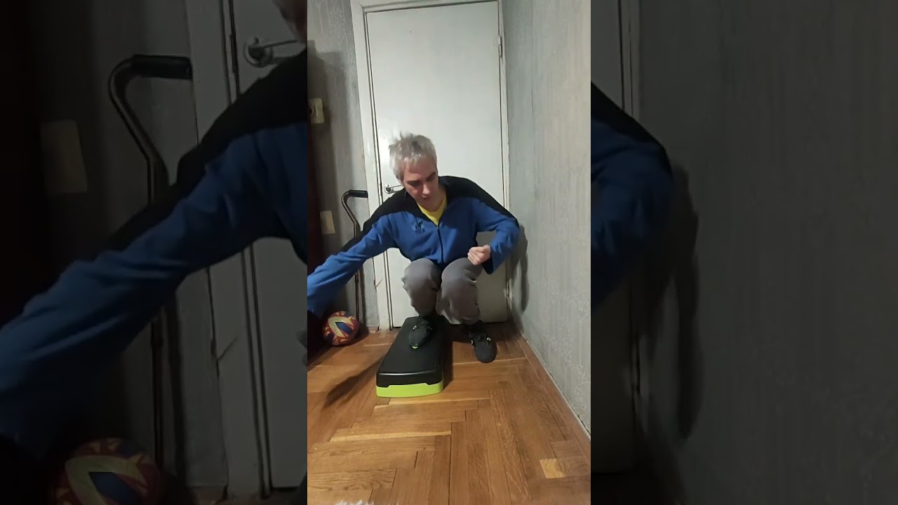 пробую альтернативные варианты приседаний на степе полное видео