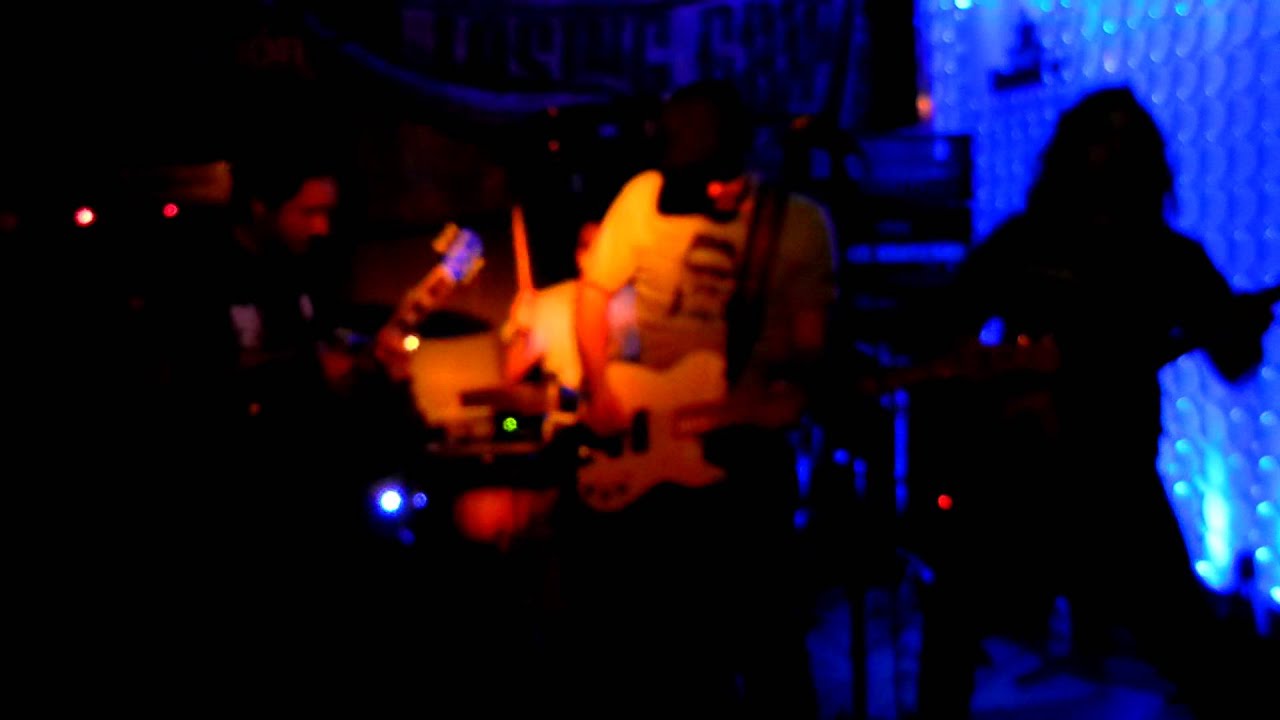 A Bleeding Hero - Intro + Take my hand (Live in Asturias, 14-1-12)