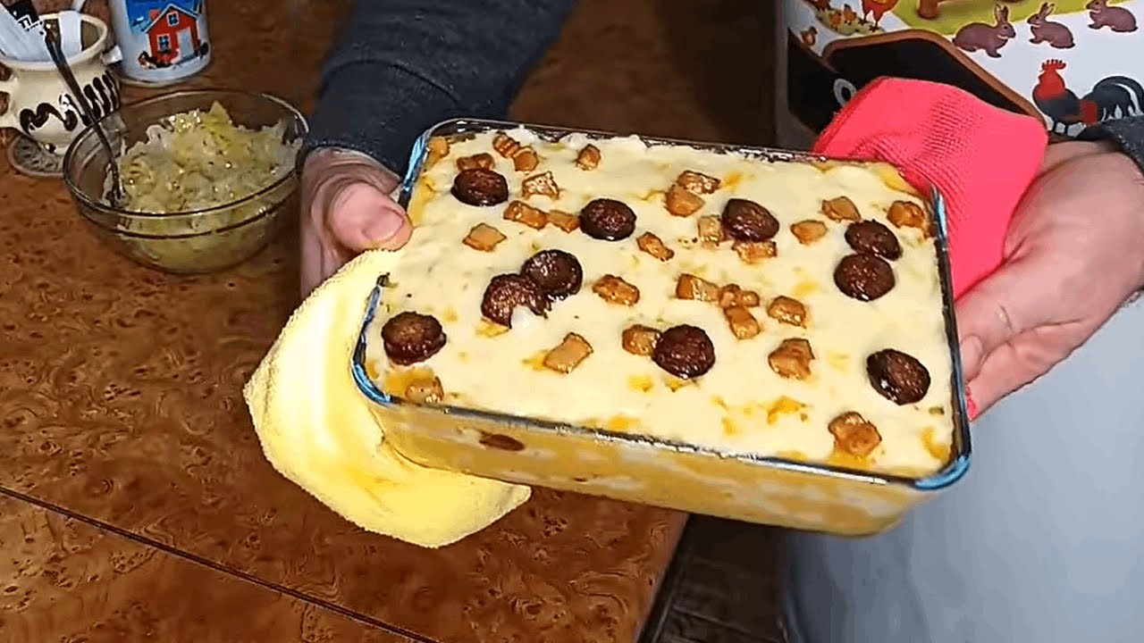 MAMALIGA CU BRANZA IN STRATURI