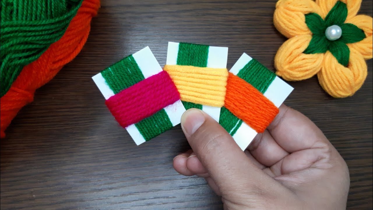 🌸 DIY Woolen Flowers | Stunning Flower corchet idea#shorts