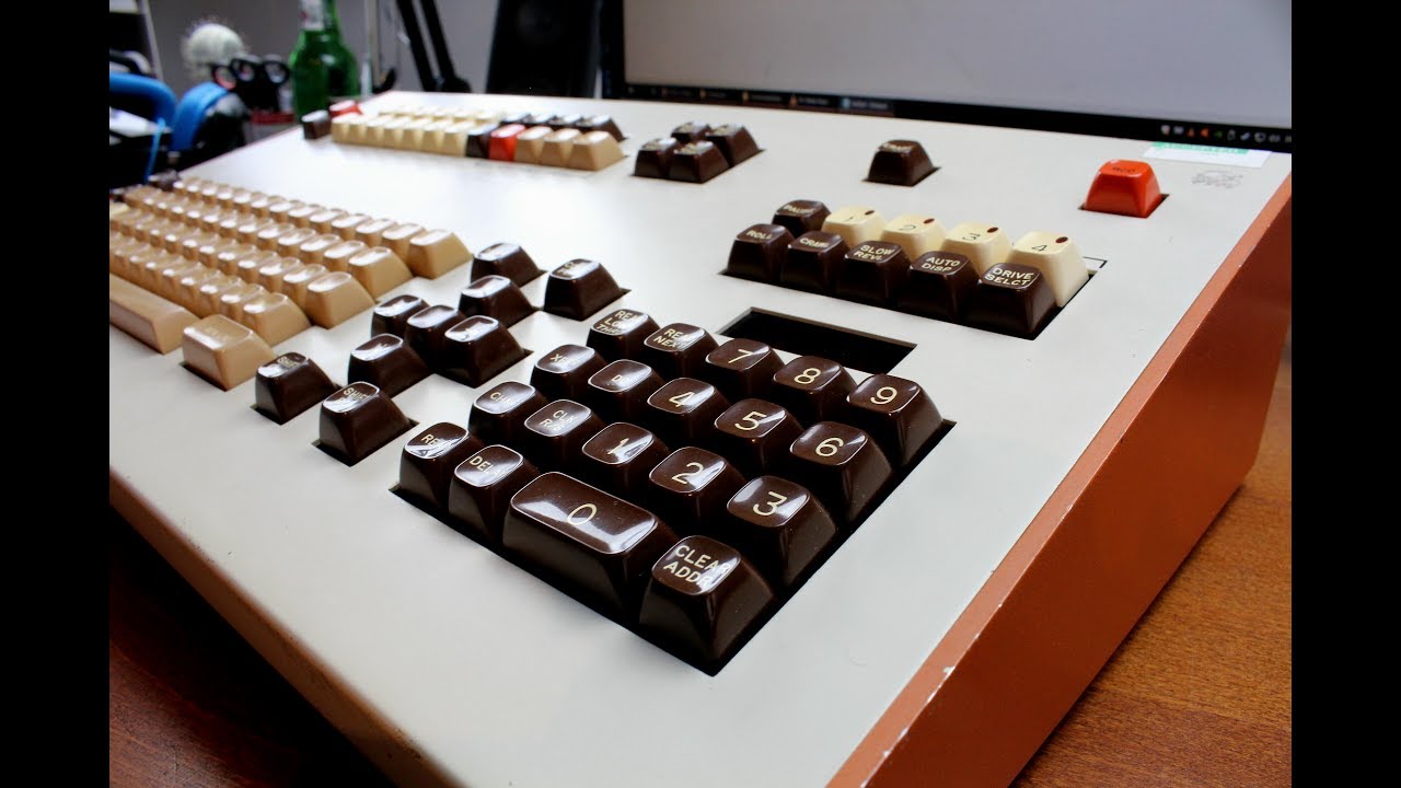 Chyron 4044 keyboard review (Key Tronic vintage foam and foil Butterfly, linear)