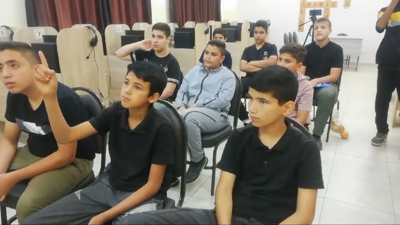 الاقصى كل السور ( مجدي وائل ، مدرسة الملك عبد الله الثاني للتميز )