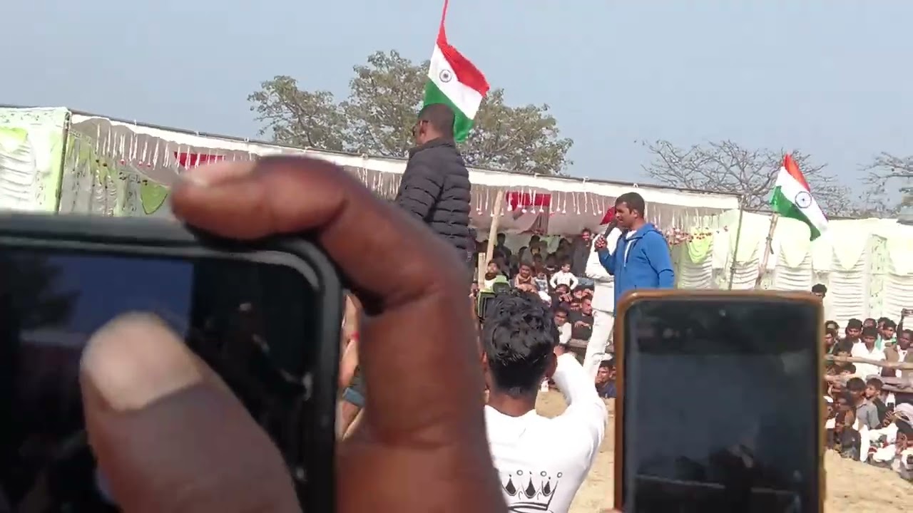 Shandar kusti hamre gaon  kaiserganj ki kusti hai 