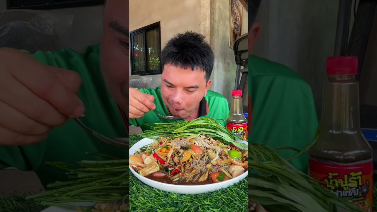 ตำป่าน้ำปูร้าพาแซ่บชะอมสดๆ