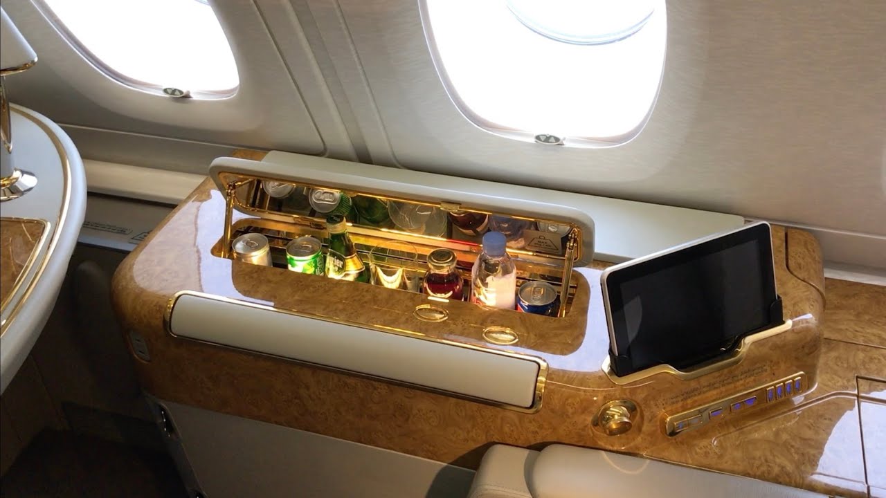 Airbus A380-800 der Emirates in Wien  ( Private Führung )