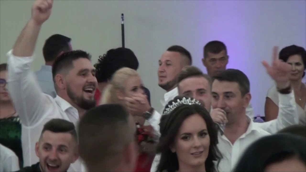 Formatia Universal Botosani Muzica Usoara Machedoneasca Nunta Botosani  Formatii Suceava